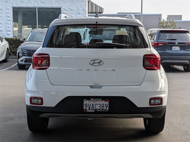 2025 Hyundai VENUE SEL