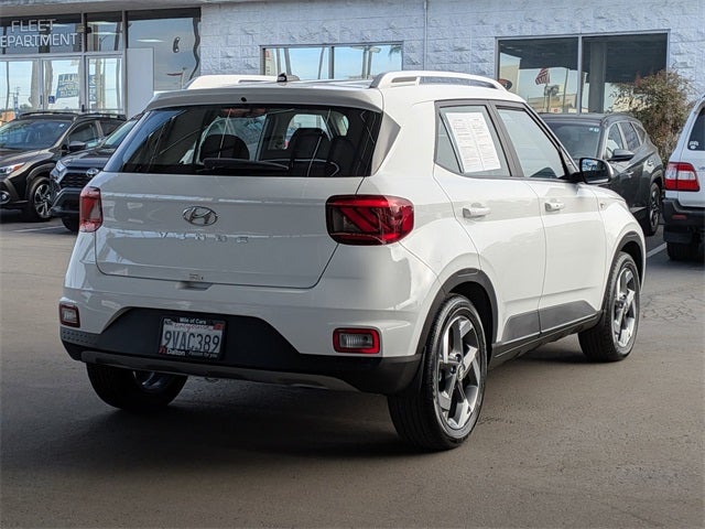 2025 Hyundai VENUE SEL