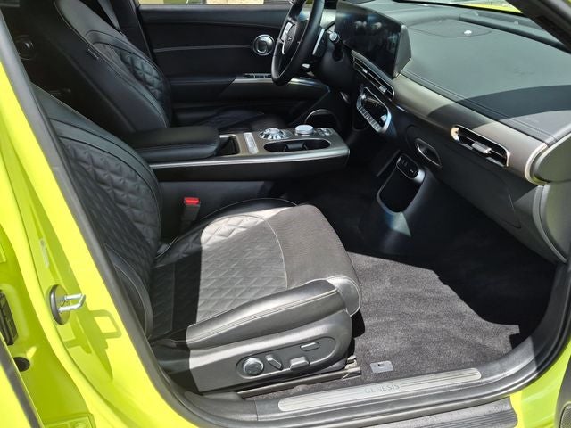 2023 Genesis GV60 Performance