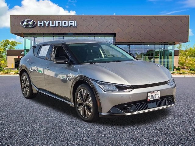 2023 Kia EV6 Wind