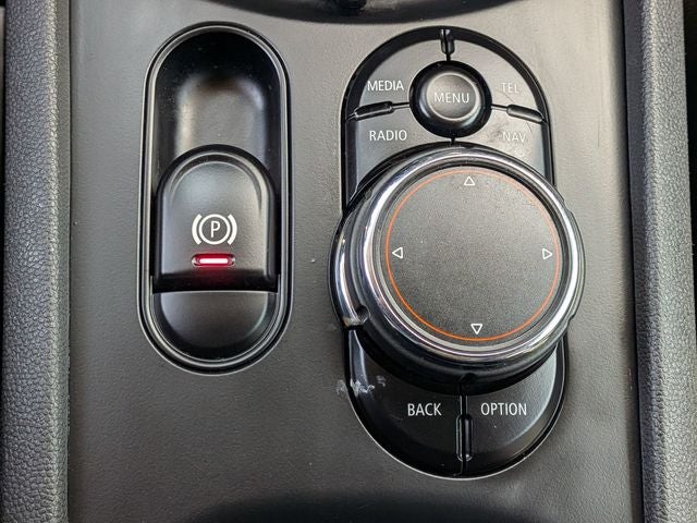 2017 MINI Clubman S - Photo 24