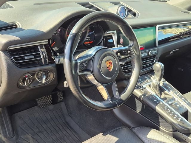 2019 Porsche Macan Base