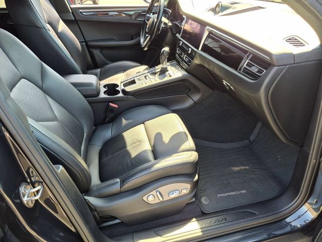 2019 Porsche Macan Base