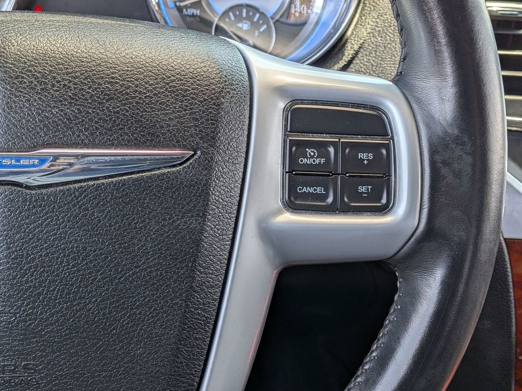 2014 Chrysler 300 Base