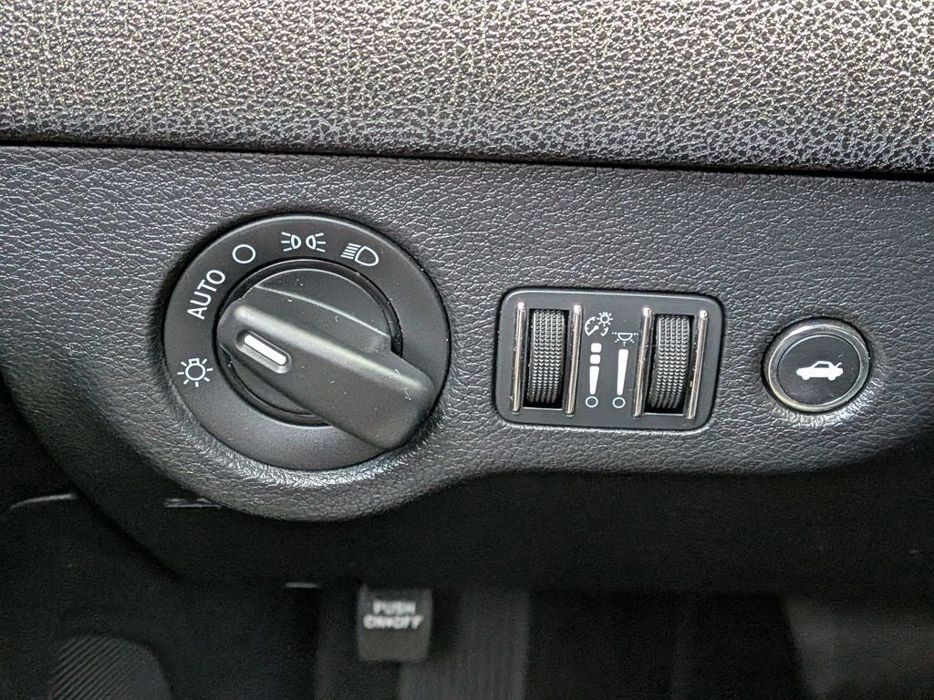 2014 Chrysler 300 Base