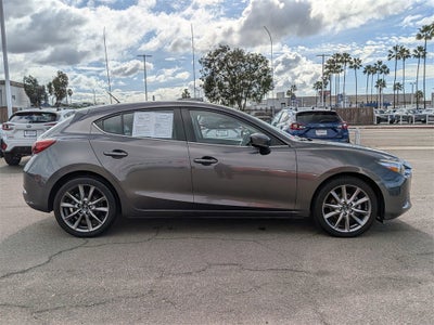 2018 Mazda Mazda3 Touring