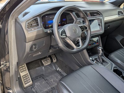 2022 Volkswagen Tiguan 2.0T SE R-Line Black