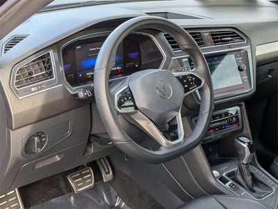 2022 Volkswagen Tiguan 2.0T SE R-Line Black