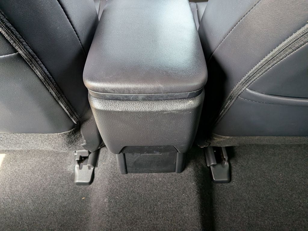 2023 Toyota Prius XLE