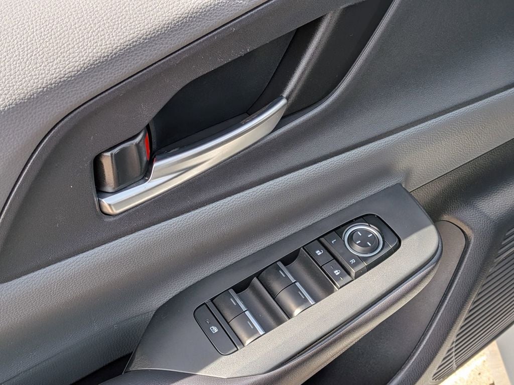 2023 Toyota Prius XLE