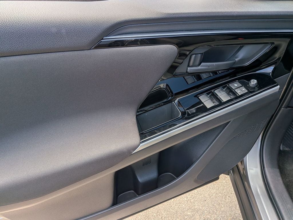2024 Subaru Solterra Premium