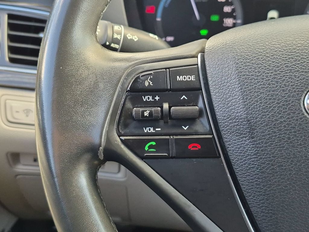 2017 Hyundai SONATA HYBRID Limited