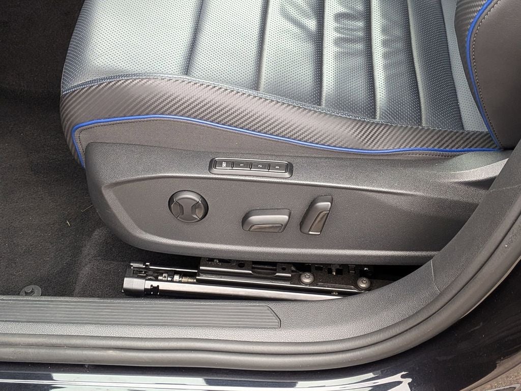 2023 Volkswagen Golf R 2.0T